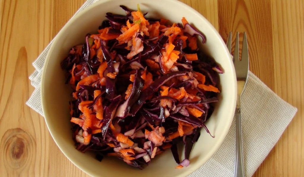 surówka z czerwonej kapusty