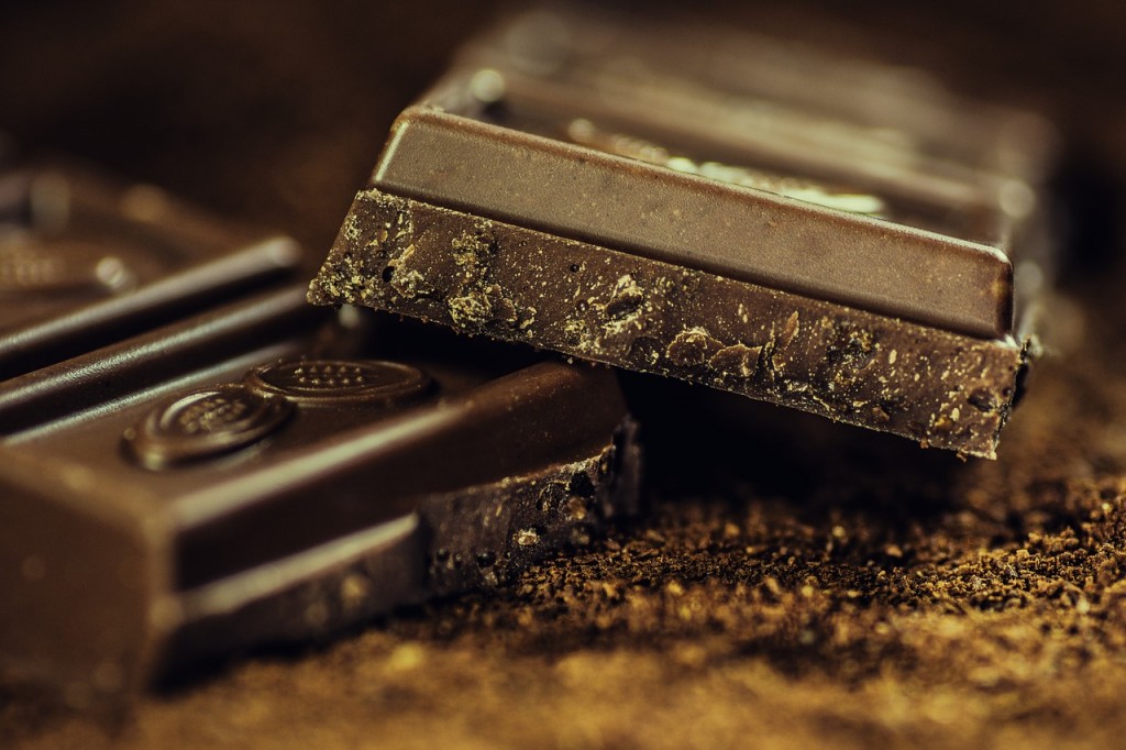 jedzenie czekolady powoduje tycie